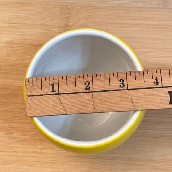 Plain Jane 2010 Yellow “Pray” Coffee Mug Cup with White Flower - Picture 8 of 9